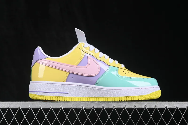 All categories Nk Air Force 1 Air Force series Nk Air Force 1 Low Air Force low-top Nike Air Force 1'07 Low patent leather color matching Air Force 1 low-top casual sneakers IQ9706-701